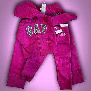 (NEW) Baby Gap Sweat Suit